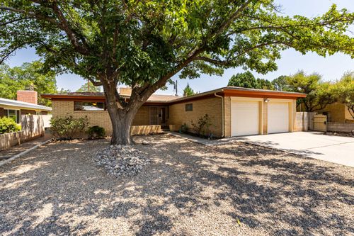 720 Manzano St Ne, Albuquerque, NM, 87110-6304 | Card Image