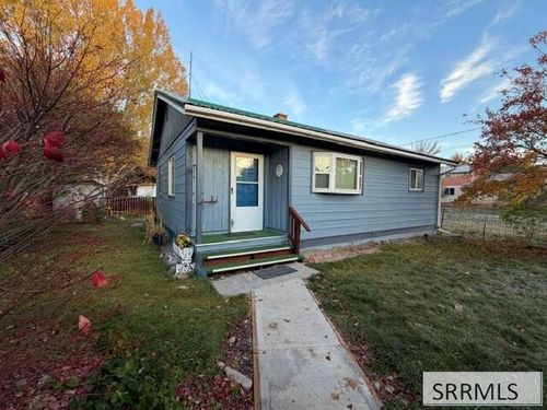 318 N St Charles Street, Salmon, ID, 83467 | Card Image