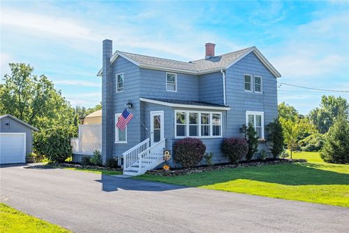 9195 Summit Street Rd, Le Roy, NY, 14482-8901 | Card Image