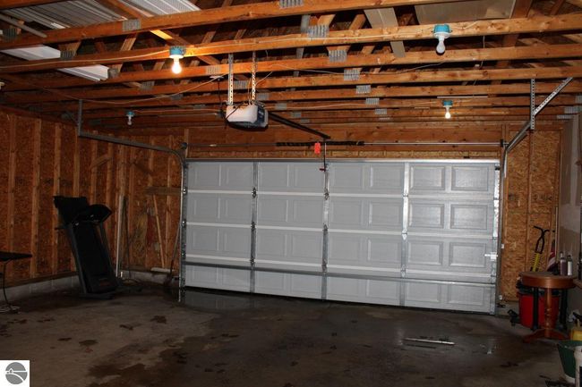 2071 Driftwood Ln Ne, House other with 3 bedrooms, 2 bathrooms and null parking in Kalkaska MI | Image 12