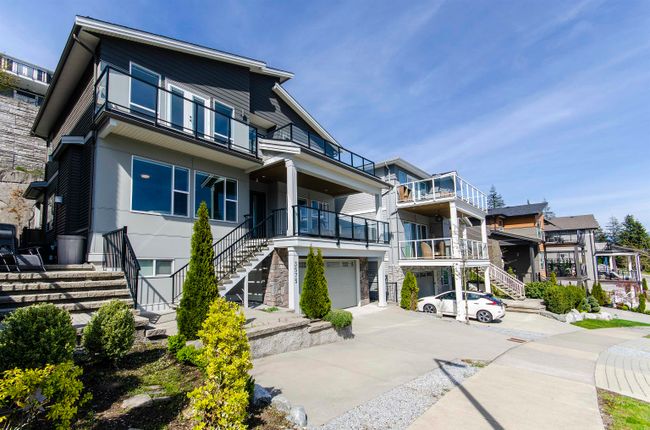 3575 Brownlee Avenue, House other with 5 bedrooms, 4 bathrooms and 5 parking in Coquitlam BC | Image 36