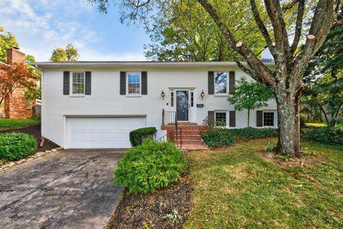 3462 Lansdowne Dr, Lexington, KY, 40517-1124 | Card Image