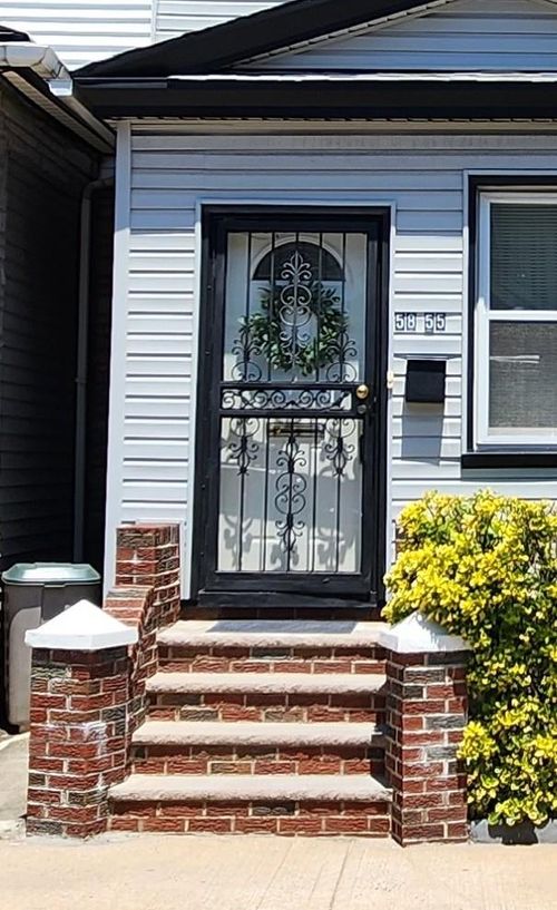 5855 41st Dr, Woodside, NY, 11377-4834 | Card Image