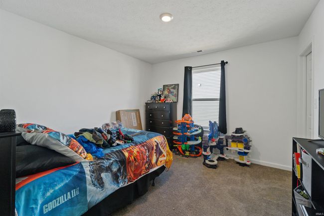 6903 Aster Dr, House other with 4 bedrooms, 3 bathrooms and null parking in Pendleton IN | Image 17