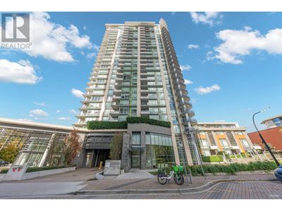 1105 - 680 Seylynn Cres, Condo with 2 bedrooms, 2 bathrooms and 1 parking in North Vancouver BC | Image 2