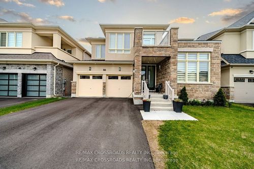 {{alt}} | Card Image