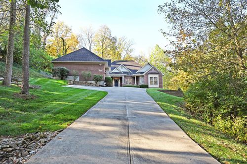 6909 Bennett Rd, Cincinnati, OH, 45230-3828 | Card Image