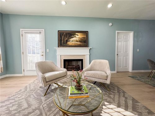 8001 Woodland Ln, Alpharetta, GA, 30009-8724 | Card Image