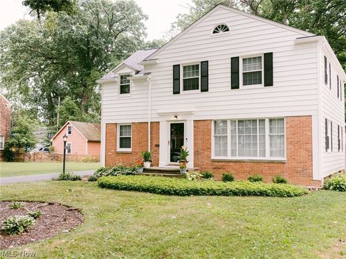 19406 Scottsdale Blvd, Shaker Heights, OH, 44122-6420 | Card Image