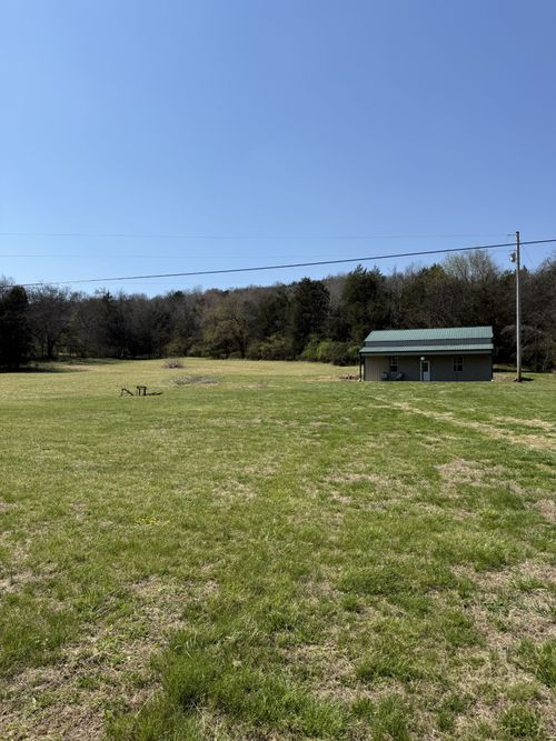 855 Lick Creek Rd, Hartsville, TN, 37074-3040 | Card Image