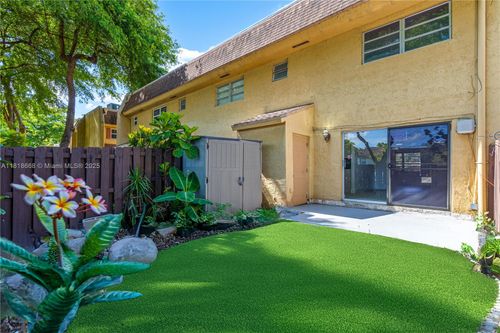apt-303-7175 Nova Dr, Davie, FL, 33317-7106 | Card Image