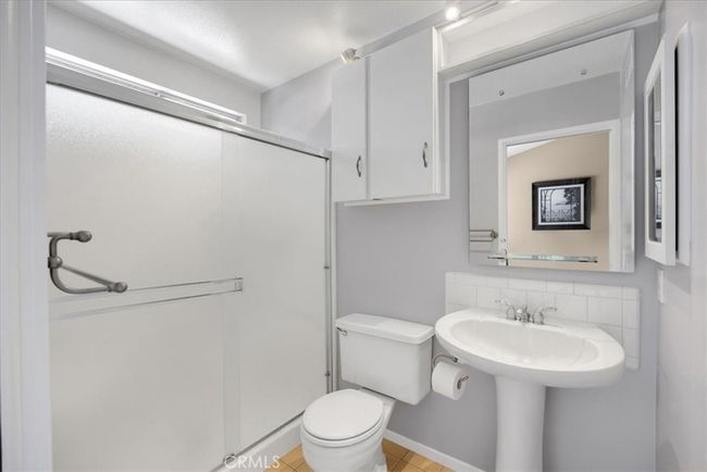 Primary Bathroom / Bathroom 3 | Image 35