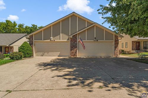 b-2634B Sw Arrowhead Rd, Topeka, KS, 66614-2497 | Card Image