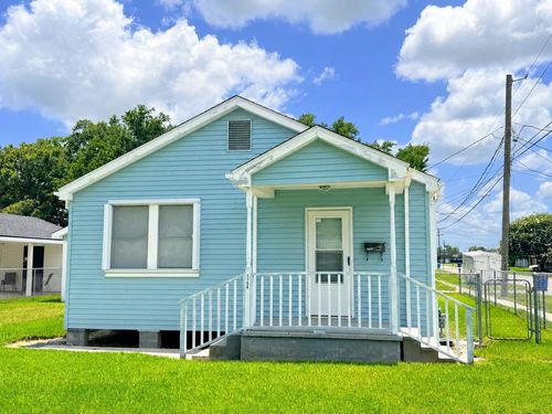 1100 E 12th St, Thibodaux, LA, 70301-4813 | Card Image
