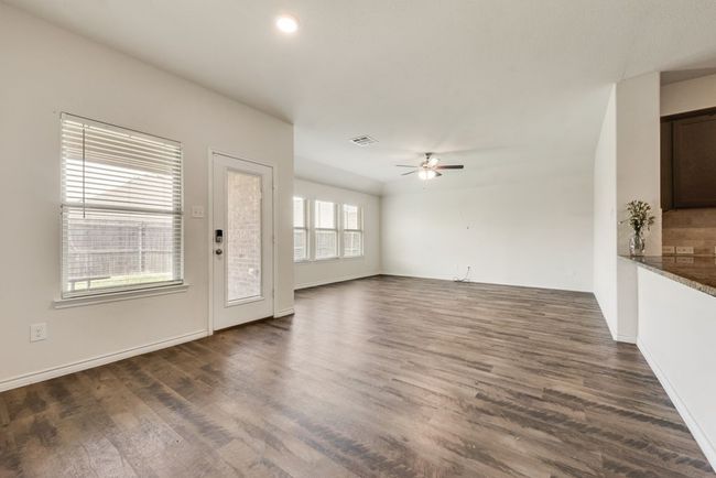 112 Lazy Berry Way, House other with 4 bedrooms, 2 bathrooms and null parking in Royse City TX | Image 6