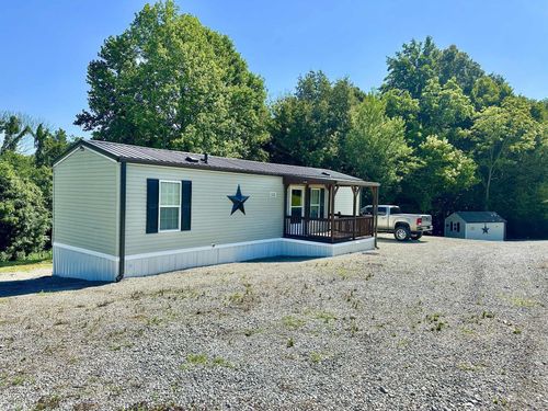 37 Ashton Ln, Columbia, KY, 42728-8046 | Card Image