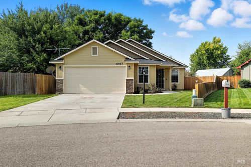 1067 W Butterfield St, Weiser, ID, 83672-4701 | Card Image