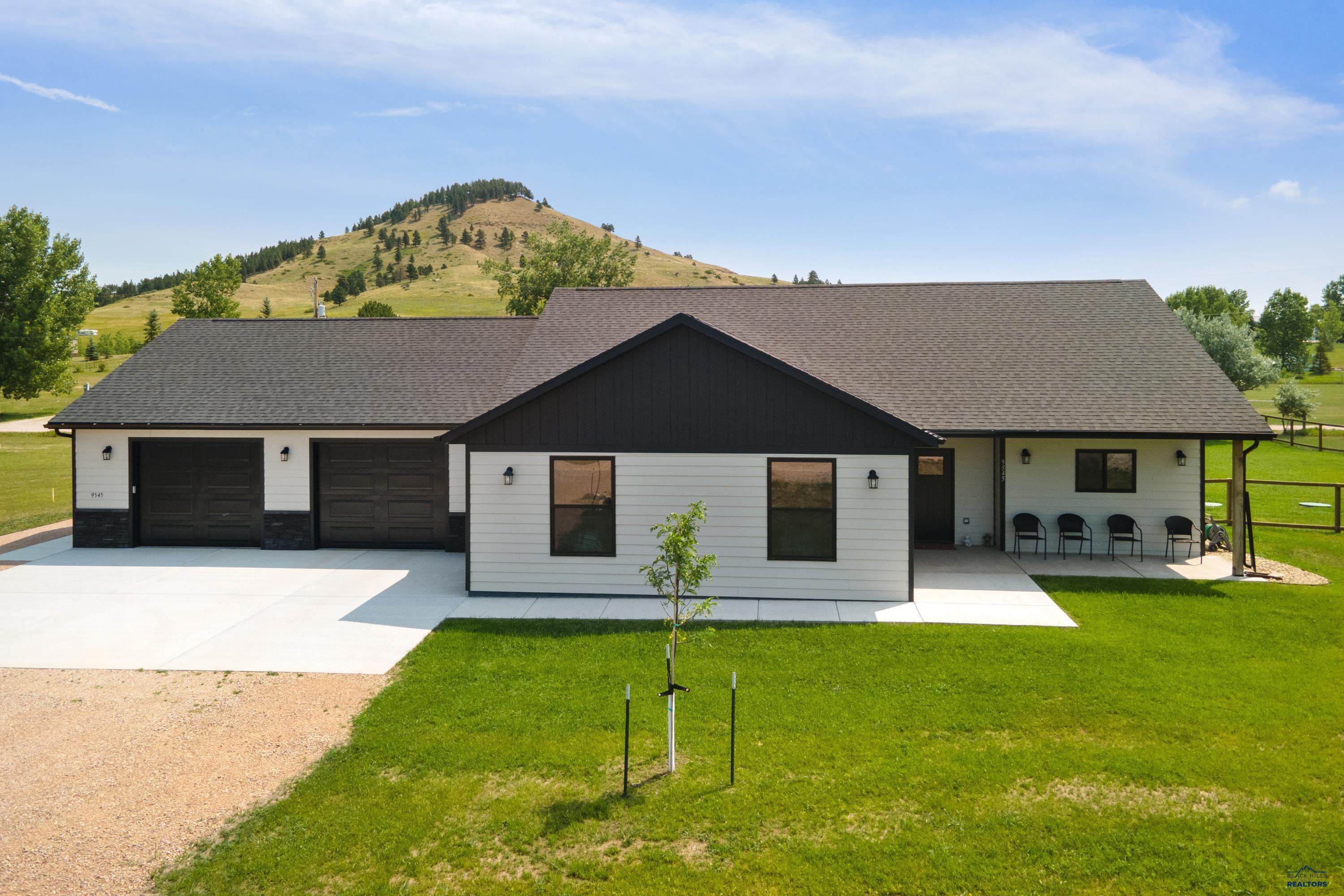 Discovery Ct, Piedmont, SD 57769