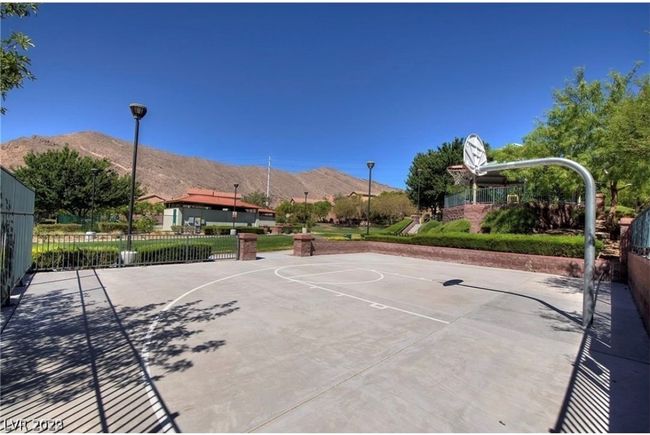 Community basketball court | Image 39