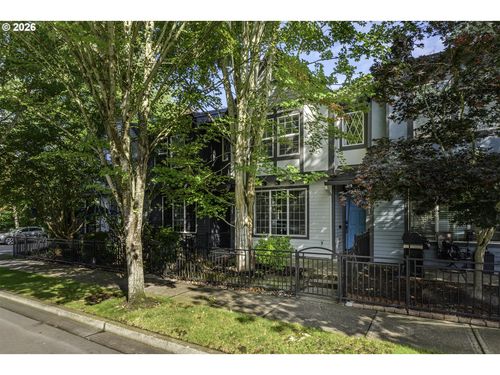 1271 Se Leander St, Hillsboro, OR, 97123-5199 | Card Image