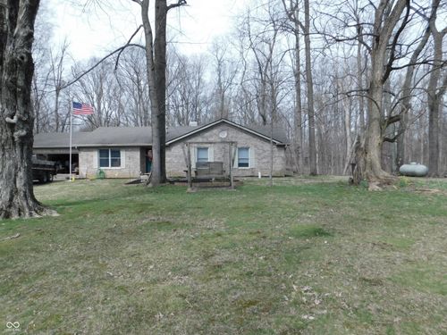 131 Victory Hl, Coatesville, IN, 46121-8962 | Card Image