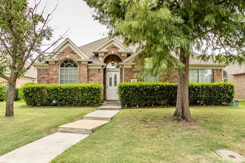 206 Meredith Ct, Irving, TX, 75063-5945 | Card Image