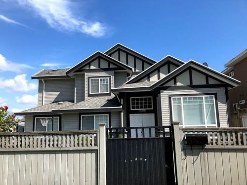 7596 144 St, Surrey, BC, V3W5S6 | Card Image