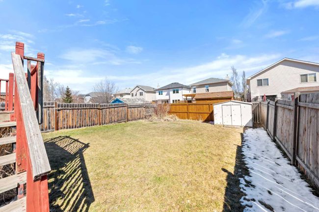 1060 Bridlemeadows Manor Sw, Home with 5 bedrooms, 2 bathrooms and 1 parking in Calgary AB | Image 21