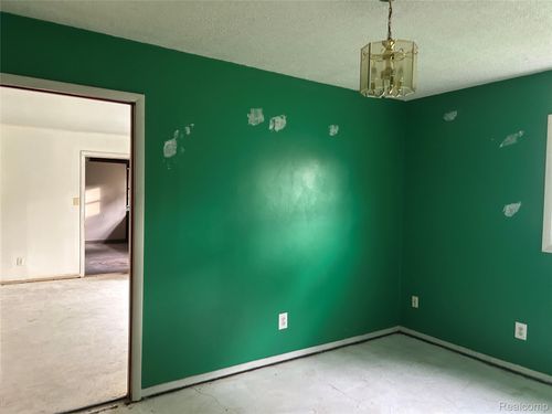 37176 Garvin St, Clinton Twp, MI, 48036-2537 | Card Image