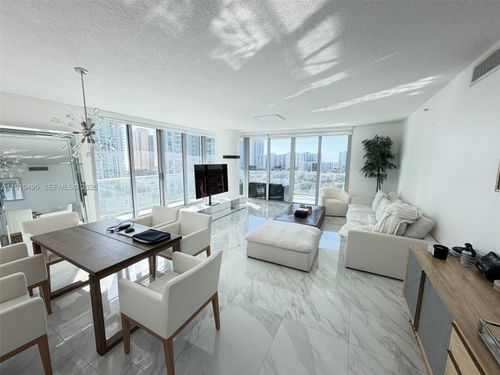 5-1008-330 Sunny Isles Blvd, Sunny Isles Beach, FL, 33160-5627 | Card Image