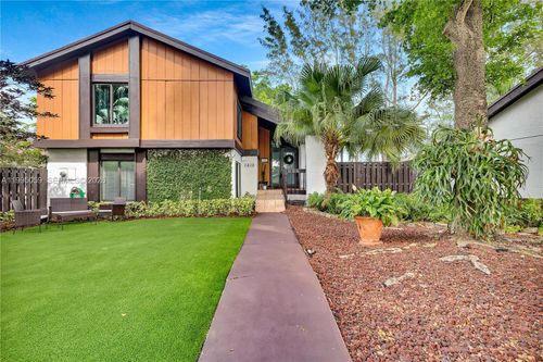 1610 W Sandpiper Cir, Pembroke Pines, FL, 33026-2831 | Card Image