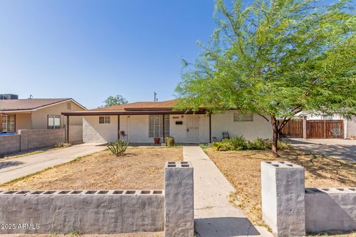 2752 W Royal Palm Rd, Phoenix, AZ, 85051-6347 | Card Image