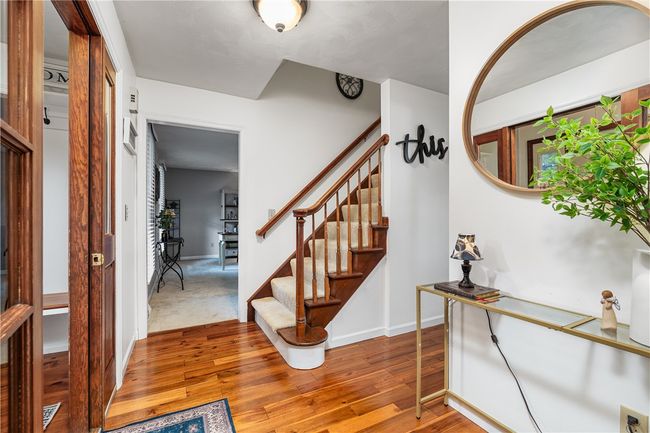 1157 Woodhill Dr, House other with 4 bedrooms, 3 bathrooms and 2 parking in Gibsonia PA | Image 7