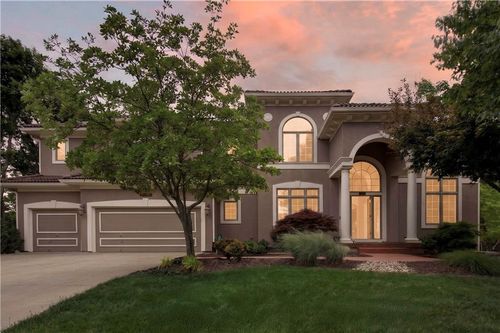 20619 W 88th St, Lenexa, KS, 66220-3367 | Card Image
