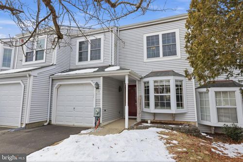 33 E Park Rd, NEWTOWN, PA, 18940-1181 | Card Image