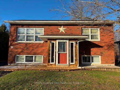 {{alt}} | Card Image