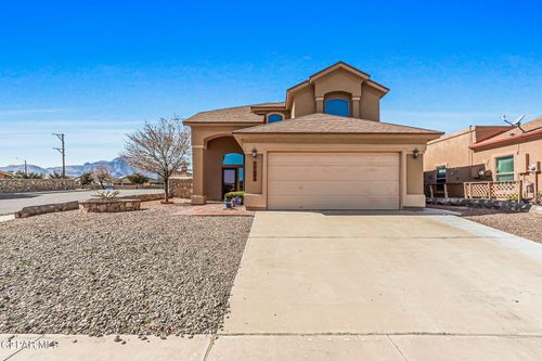 11501 Lucio Moreno Dr, El Paso, TX, 79934-3194 | Card Image