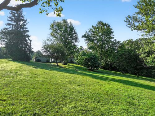 338 Tulip Dr, New Brighton, PA, 15066-3668 | Card Image