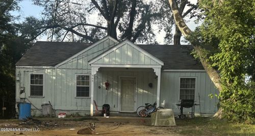303 Sunny Lane Dr, Jackson, MS, 39204-5743 | Card Image