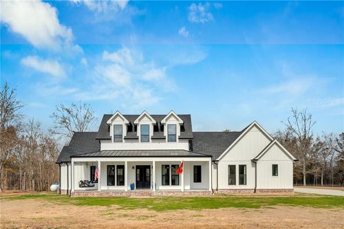 545 Delacroix Rd, New Orleans, LA, 70131-3176 | Card Image