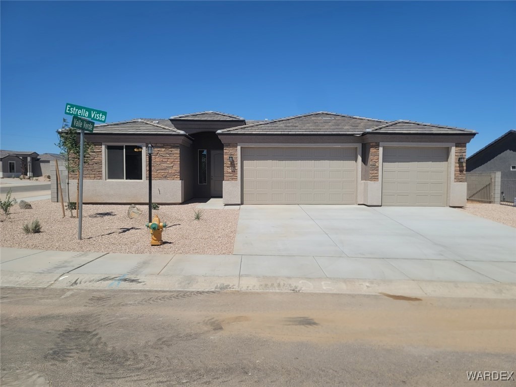 Estrella Vis, Kingman, AZ 86409
