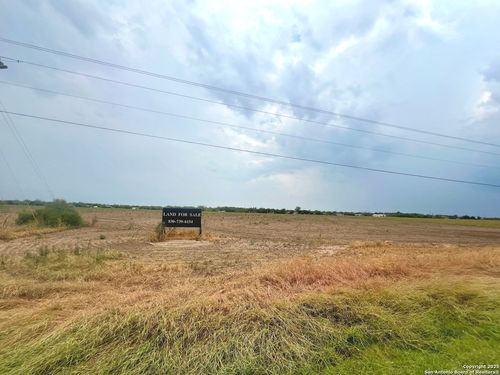 0 S Fm 117, Batesville, TX, 78829 | Card Image
