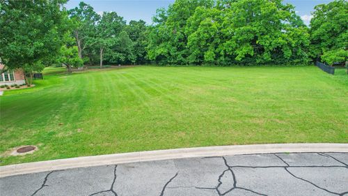 2001 Bois D Arc Dr, Bonham, TX, 75418-2291 | Card Image