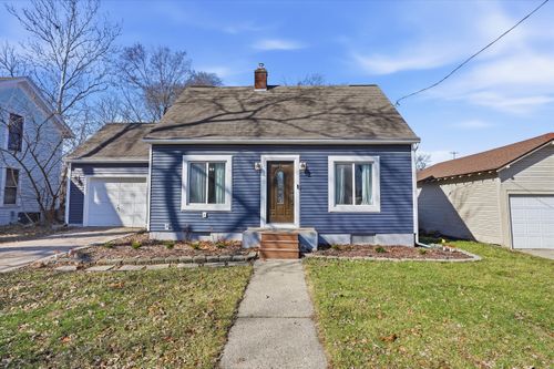 608 Park St, Fenton, MI, 48430-2073 | Card Image
