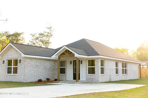 1820 Barracuda Drive, Gautier, MS, 39553 | Card Image