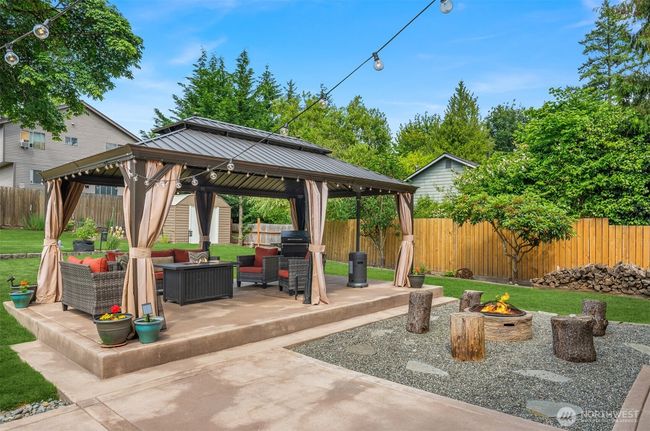 Gorgeous patio with huge pergola | Image 33