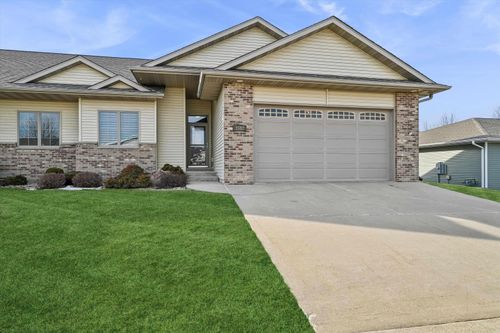 1502 1st St Se, Waverly, IA, 50677-9214 | Card Image