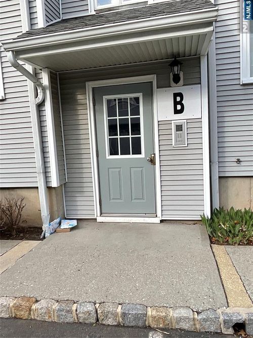 108 Passaic Ave, Nutley, NJ, 07110-2938 | Card Image