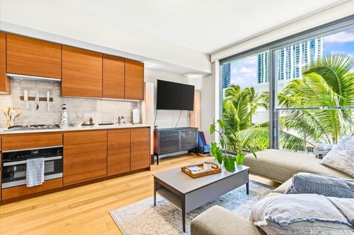 203-1108 Auahi St, Honolulu, HI, 96814-4952 | Card Image