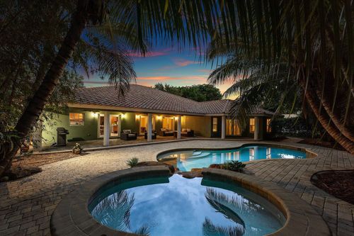 10295 Saint Andrews Rd, Boynton Beach, FL, 33436-4423 | Card Image
